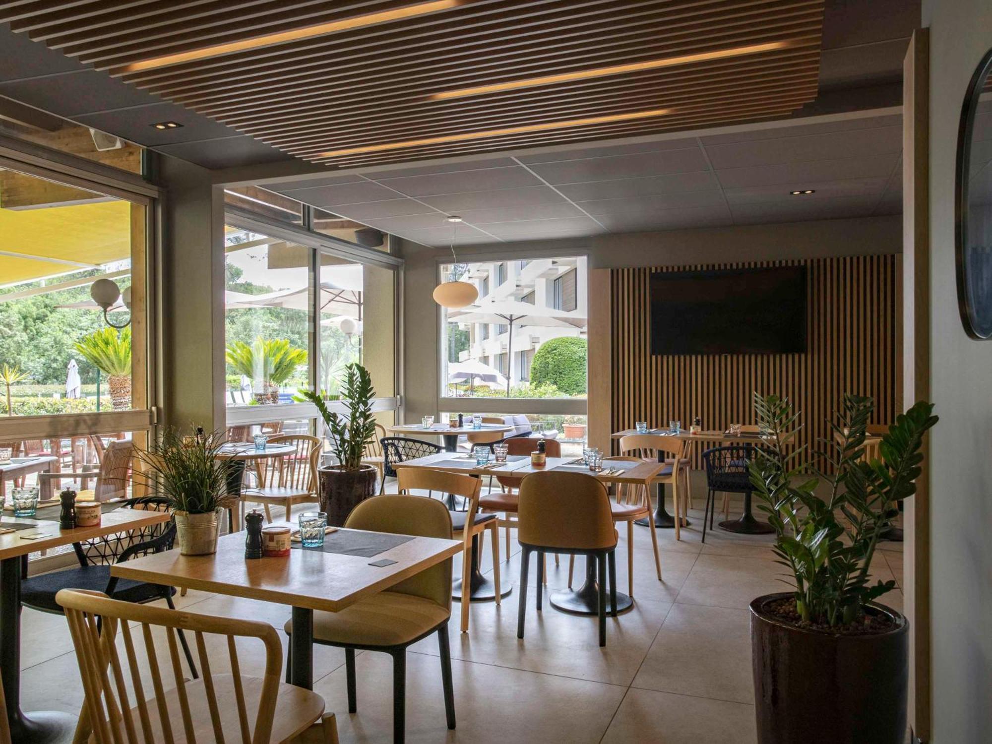 Novotel Antibes Sophia Antipolis Valbonne Exteriör bild
